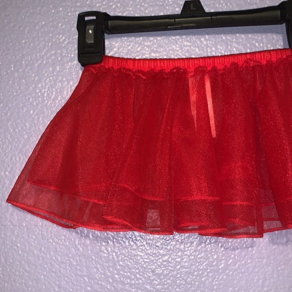 Carter’s red sheer tulle 2T skirt - Picture 2 of 5